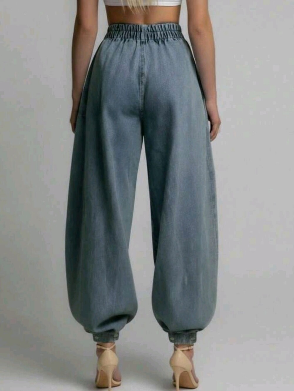 High-Waist Light Blue Balloon Jeans - Women - Picture 2 of 4